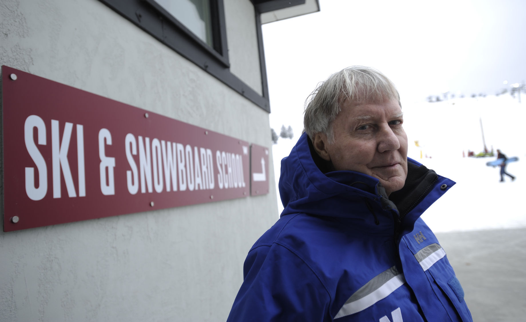 SNAPSHOT - SKI INSTRUCTOR